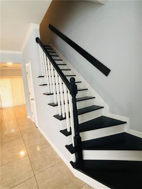Townhouse in Johns Creek GA 4645 Valais Court #10 12.jpg