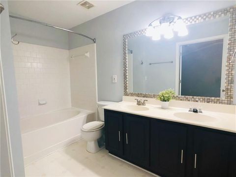 Townhouse in Johns Creek GA 4645 Valais Court #10 16.jpg
