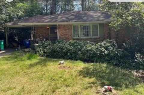 Single Family Residence in Brookhaven GA 2461 Skyland Trail.jpg