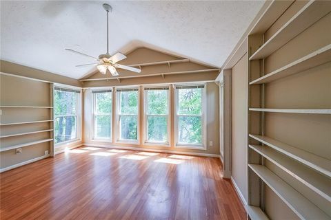Condominium in Roswell GA 2214 Lake Pointe Circle.jpg