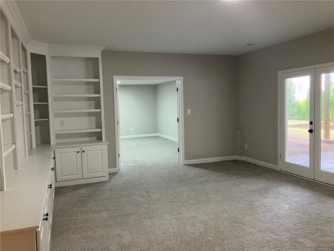 Single Family Residence in Alpharetta GA 870 Thornberry Drive 41.jpg