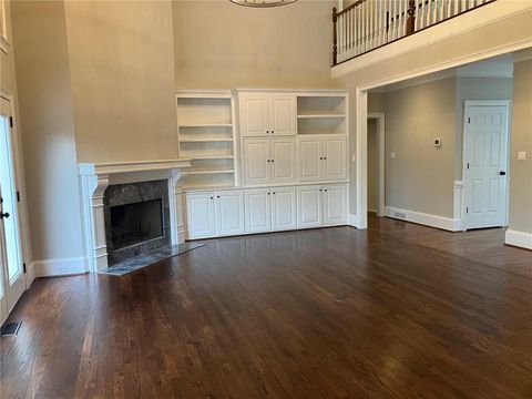 Single Family Residence in Alpharetta GA 870 Thornberry Drive 6.jpg