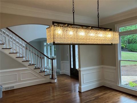 Single Family Residence in Alpharetta GA 870 Thornberry Drive 3.jpg