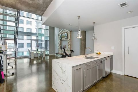 Condominium in Atlanta GA 845 Spring Street #307.jpg