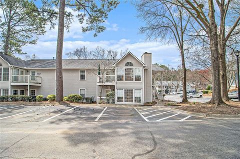 Condominium in Atlanta GA 1510 Gettysburg Place.jpg