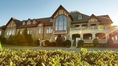 Single Family Residence in Alpharetta GA 15995 Manor Club Drive 2.jpg