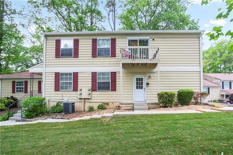 Townhouse in Marietta GA 1344 Surrey Lane.jpg
