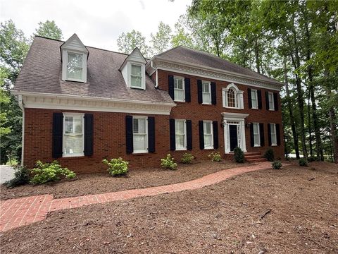 Single Family Residence in Alpharetta GA 300 High Bridge Chase.jpg
