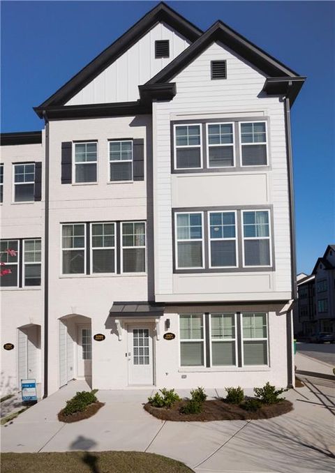 Condominium in Peachtree Corners GA 5099 Insperon Lane.jpg