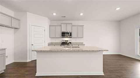 Single Family Residence in Statham GA 287 Abbott Road 9.jpg