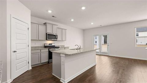 Single Family Residence in Statham GA 287 Abbott Road 8.jpg