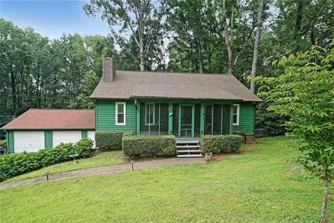 Single Family Residence in Kennesaw GA 3743 Wyntuck Circle.jpg