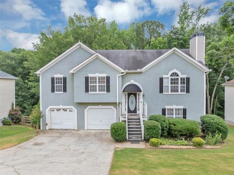 Single Family Residence in Lithia Springs GA 1735 Silver Way.jpg