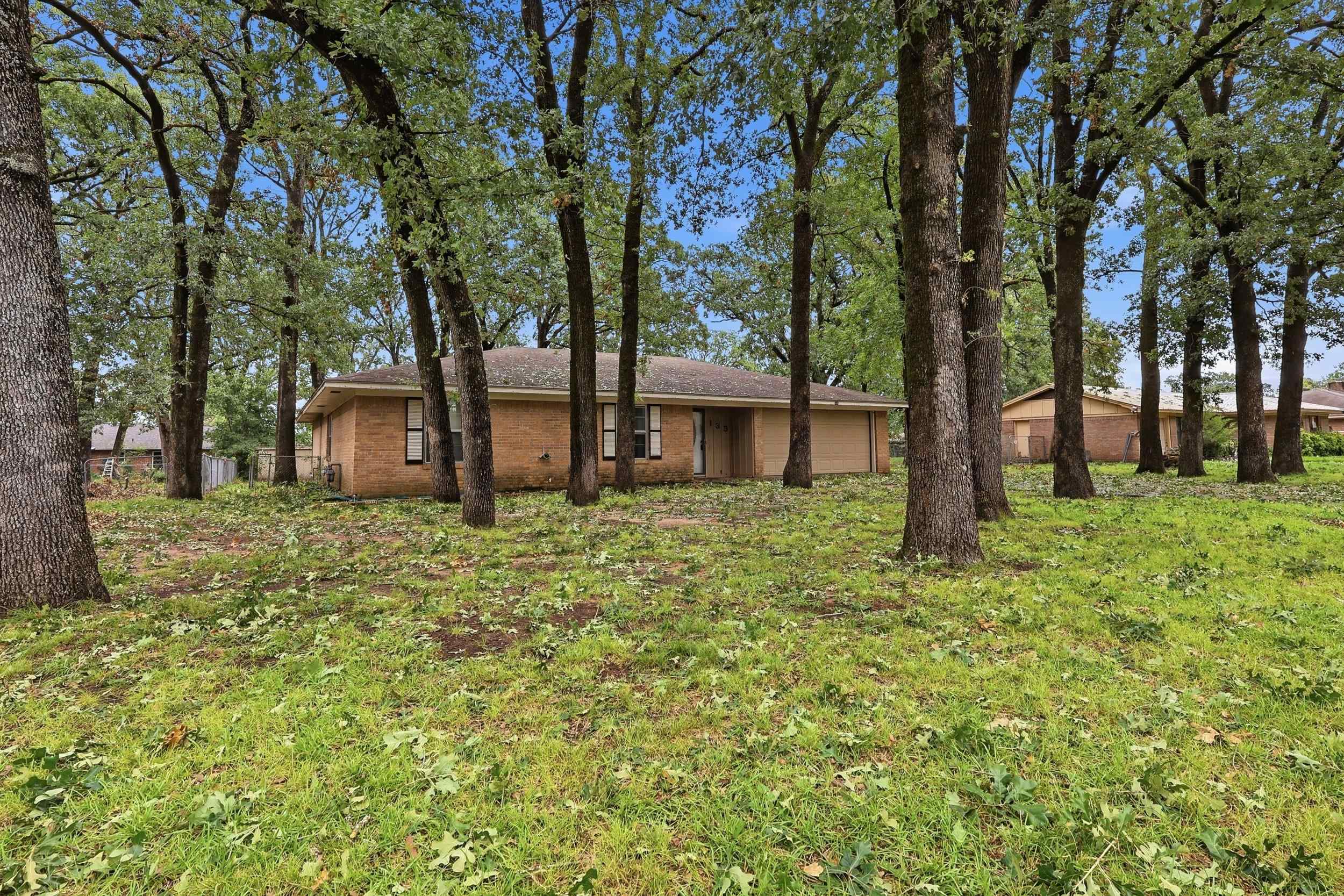 135 46 St, Paris, TX 75460 photo