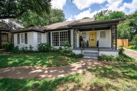Single Family Residence in Tyler TX 1427 S Wall Ave.jpg