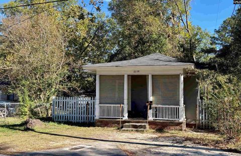 Single Family Residence in Columbia SC 2238 Center Street.jpg