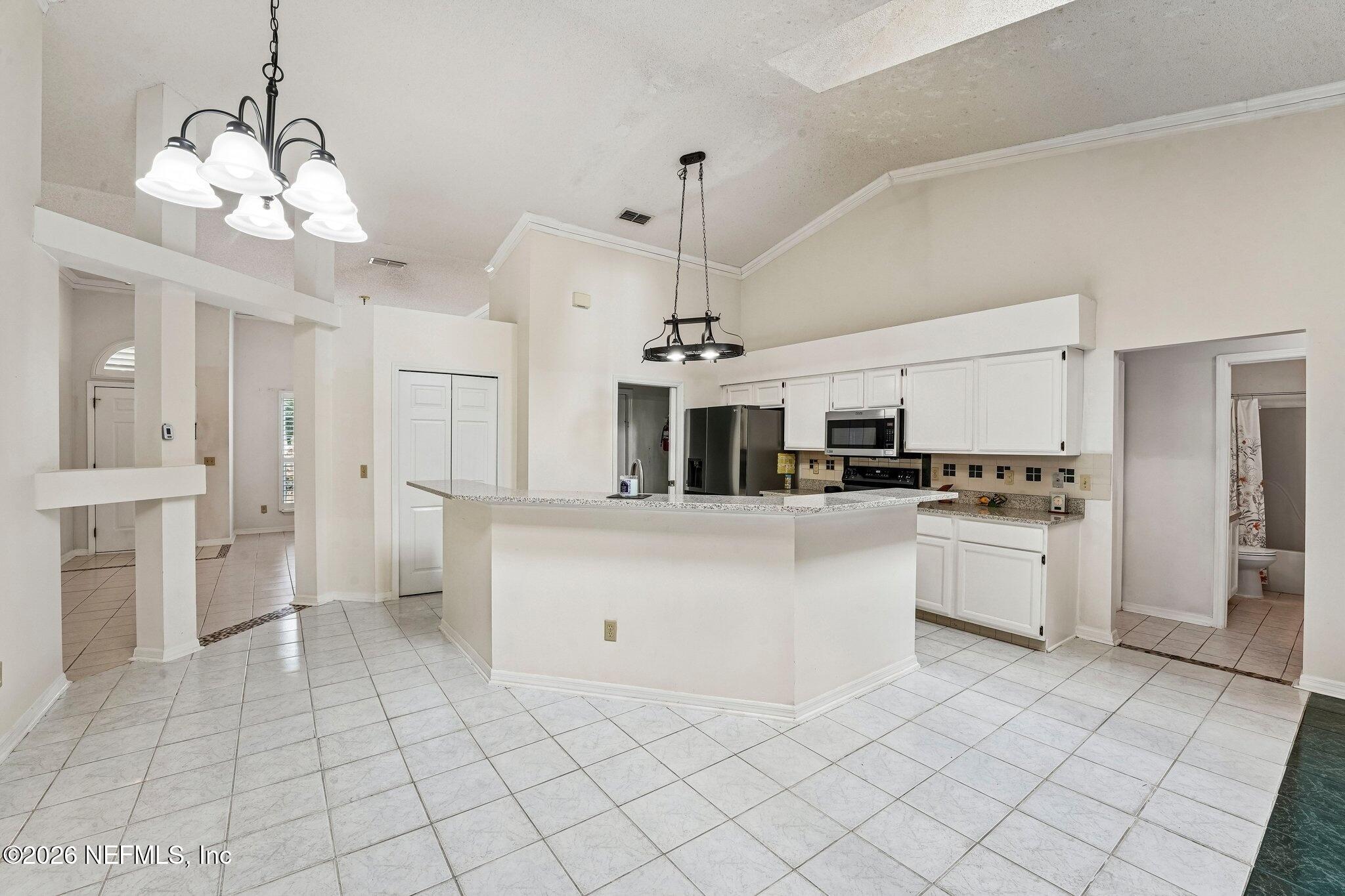 2163 Saint Martins Dr, Jacksonville, FL 32246 photo