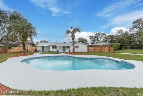 Single Family Residence in Jacksonville FL 916 GROVE PARK Court 5.jpg