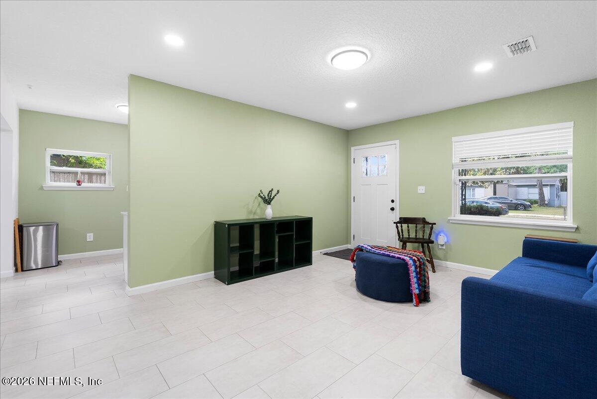 3859 Abby Ln, Jacksonville, FL 32207 photo
