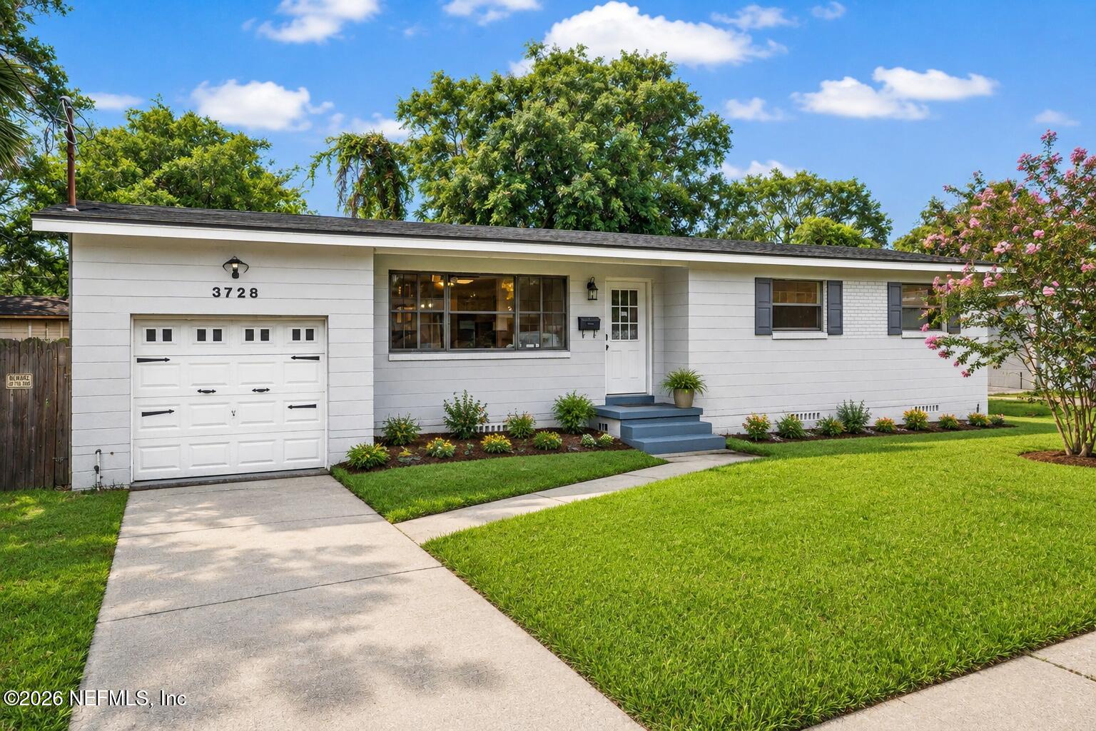 3728 Rogero Rd, Jacksonville, FL 32277