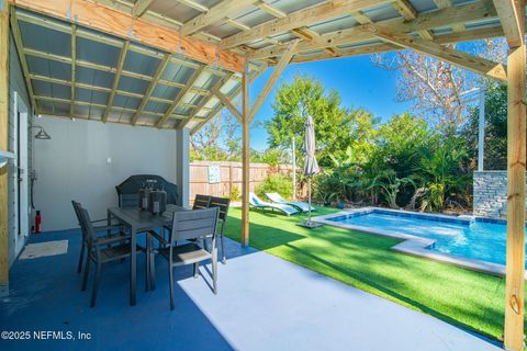 Single Family Residence in Jacksonville Beach FL 2401 SOUTH BEACH Parkway 26.jpg