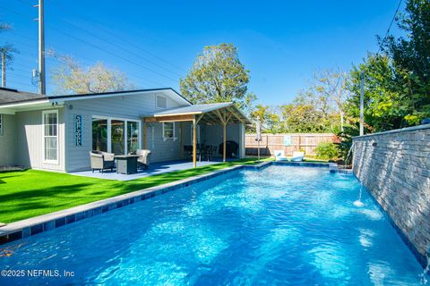 Single Family Residence in Jacksonville Beach FL 2401 SOUTH BEACH Parkway.jpg