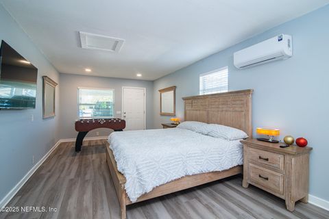 Single Family Residence in Jacksonville Beach FL 2401 SOUTH BEACH Parkway 22.jpg