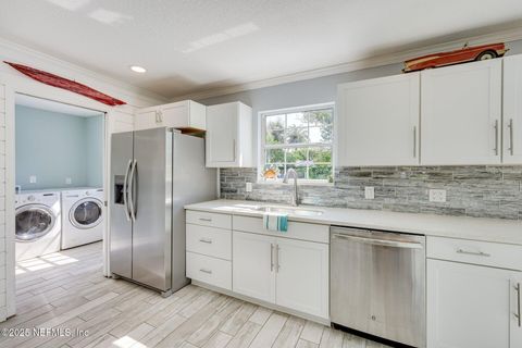 Single Family Residence in Jacksonville Beach FL 2401 SOUTH BEACH Parkway 5.jpg