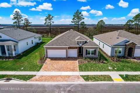 Single Family Residence in Fernandina Beach FL 85328 STONEHURST Parkway.jpg