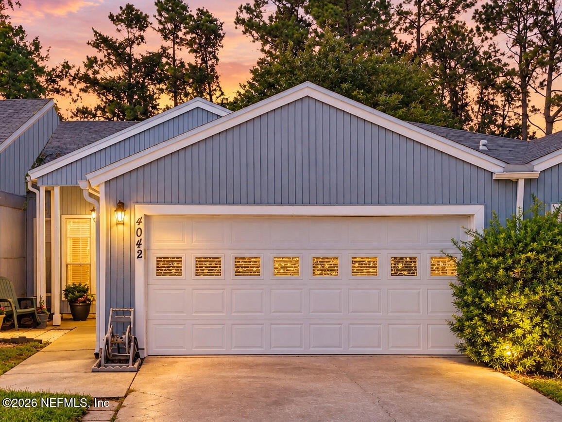 4042 Stillwood Dr, Jacksonville, FL 32257