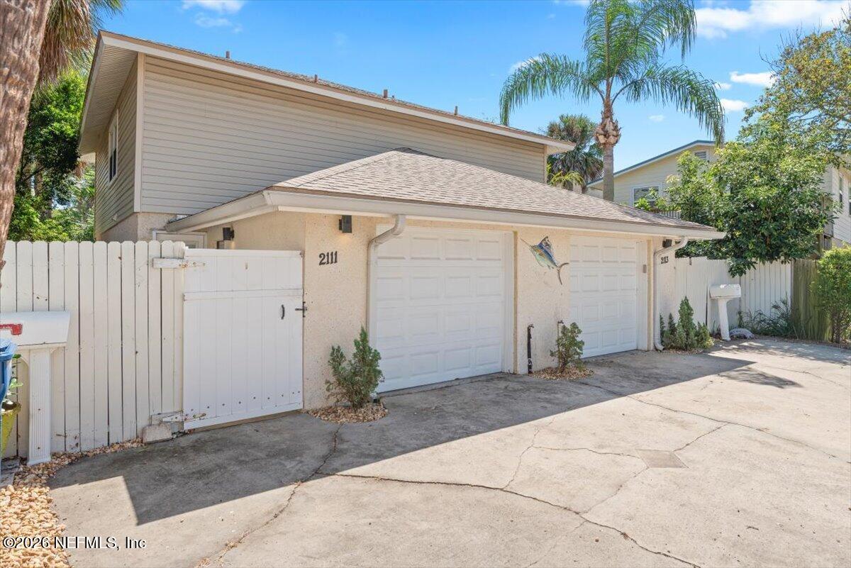 2111 3 St, Neptune Beach, FL 32266