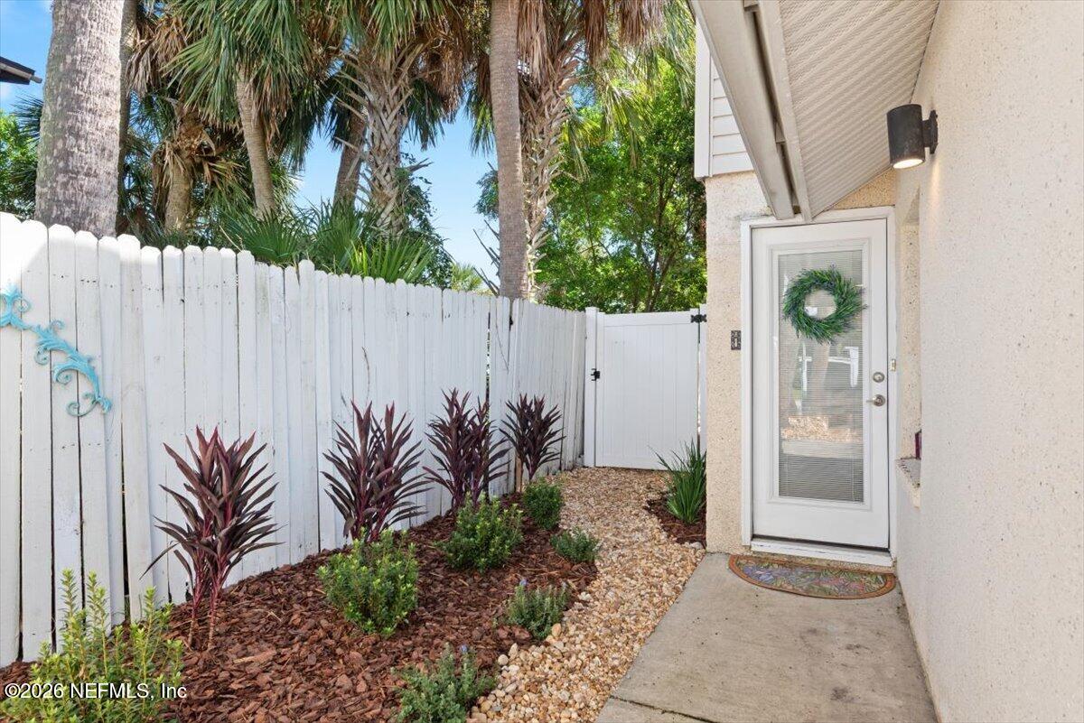 2111 3 St, Neptune Beach, FL 32266 photo