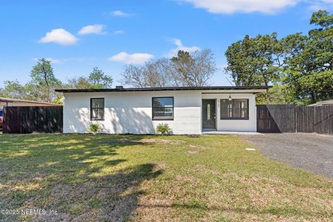 Single Family Residence in Jacksonville FL 6723 BANBURY Road.jpg