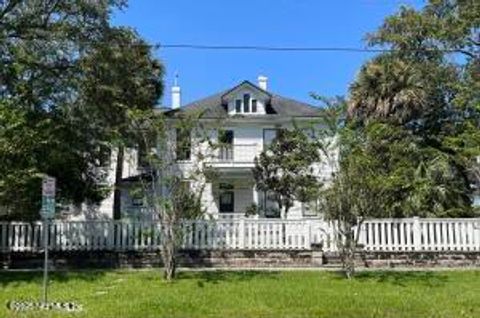 Single Family Residence in Jacksonville FL 1528 STOCKTON Street.jpg