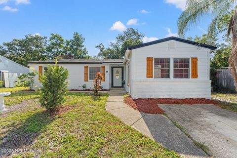 Single Family Residence in Jacksonville FL 11561 ANAMOREE Lane.jpg