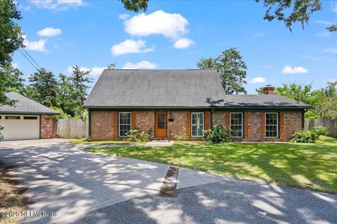 Single Family Residence in Orange Park FL 406 SILVER WING Circle.jpg