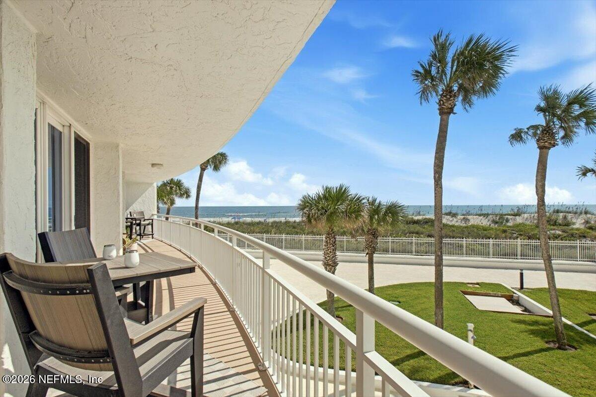 1601 Ocean Dr, Jacksonville Beach, FL 32250