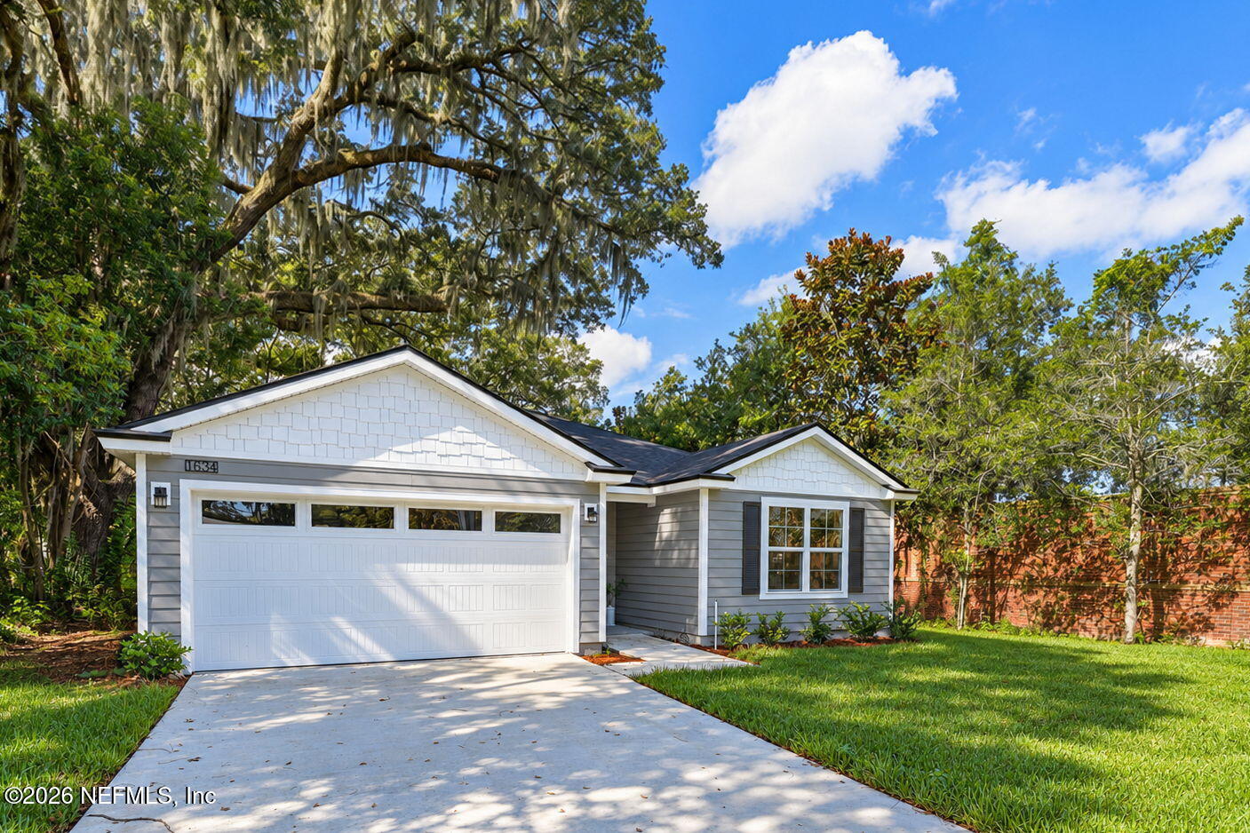 1634 Valencia Dr, Jacksonville, FL 32207 photo