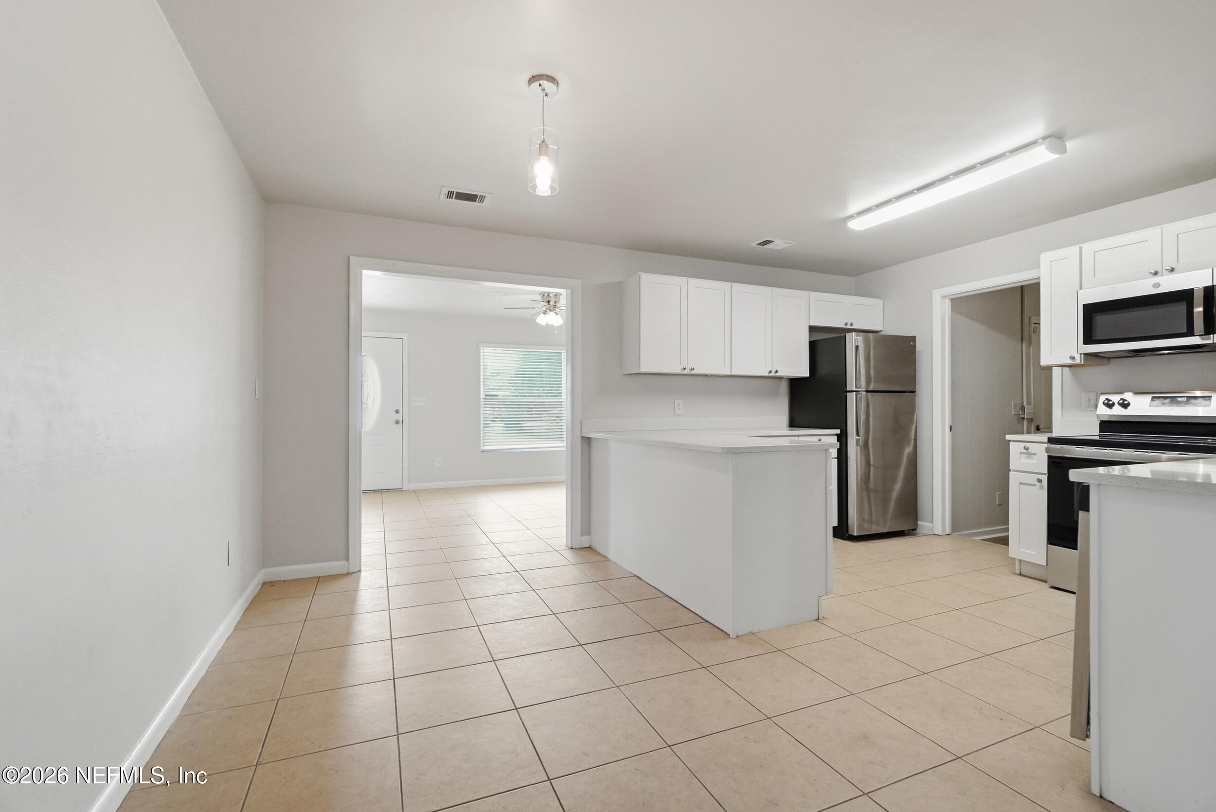 2335 Brest Rd, Jacksonville, FL 32216 photo