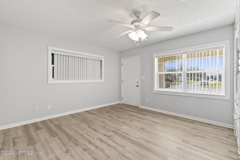 Single Family Residence in Jacksonville FL 5937 LORAN Drive 9.jpg