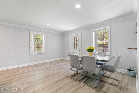 Single Family Residence in Jacksonville FL 5937 LORAN Drive 16.jpg