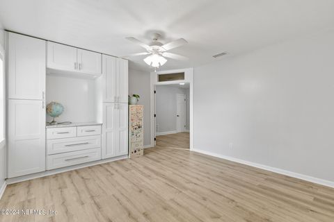 Single Family Residence in Jacksonville FL 5937 LORAN Drive 7.jpg