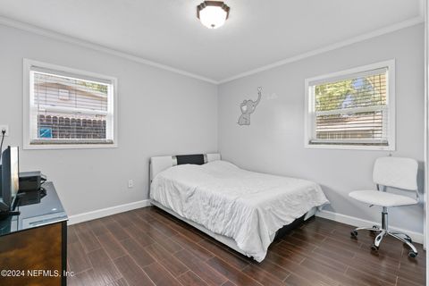Single Family Residence in Jacksonville FL 5937 LORAN Drive 32.jpg