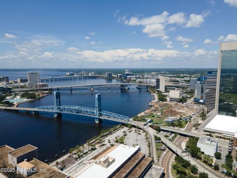 Condominium in Jacksonville FL 400 E BAY Street #208 61.jpg