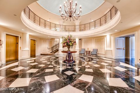 Condominium in Jacksonville FL 400 E BAY Street #208 30.jpg
