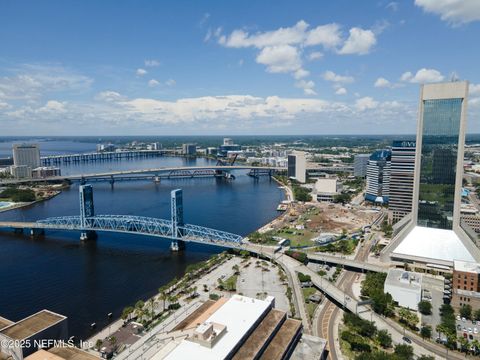 Condominium in Jacksonville FL 400 E BAY Street #208 62.jpg