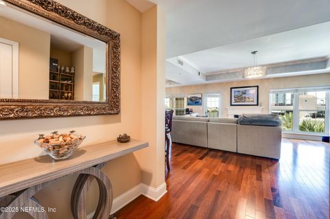 Condominium in Jacksonville FL 400 E BAY Street #208 1.jpg