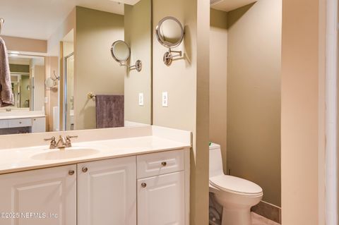 Condominium in Jacksonville FL 400 E BAY Street #208 21.jpg