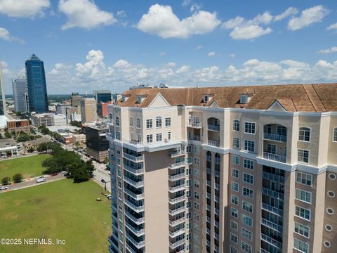 Condominium in Jacksonville FL 400 E BAY Street #208 59.jpg