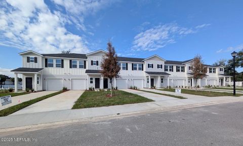 Townhouse in Jacksonville FL 6057 CAROLINES Court.jpg